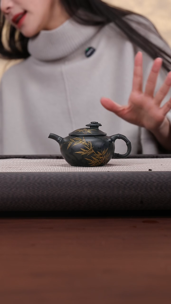 【闪购商品】紫砂茶壶368 九龄君子兰 山有竹 150cc