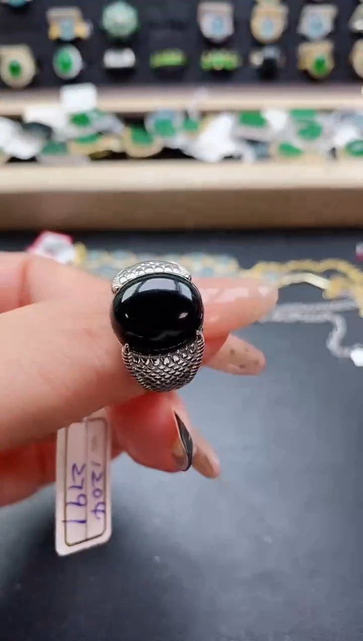 银S925镶嵌戒指翡翠1