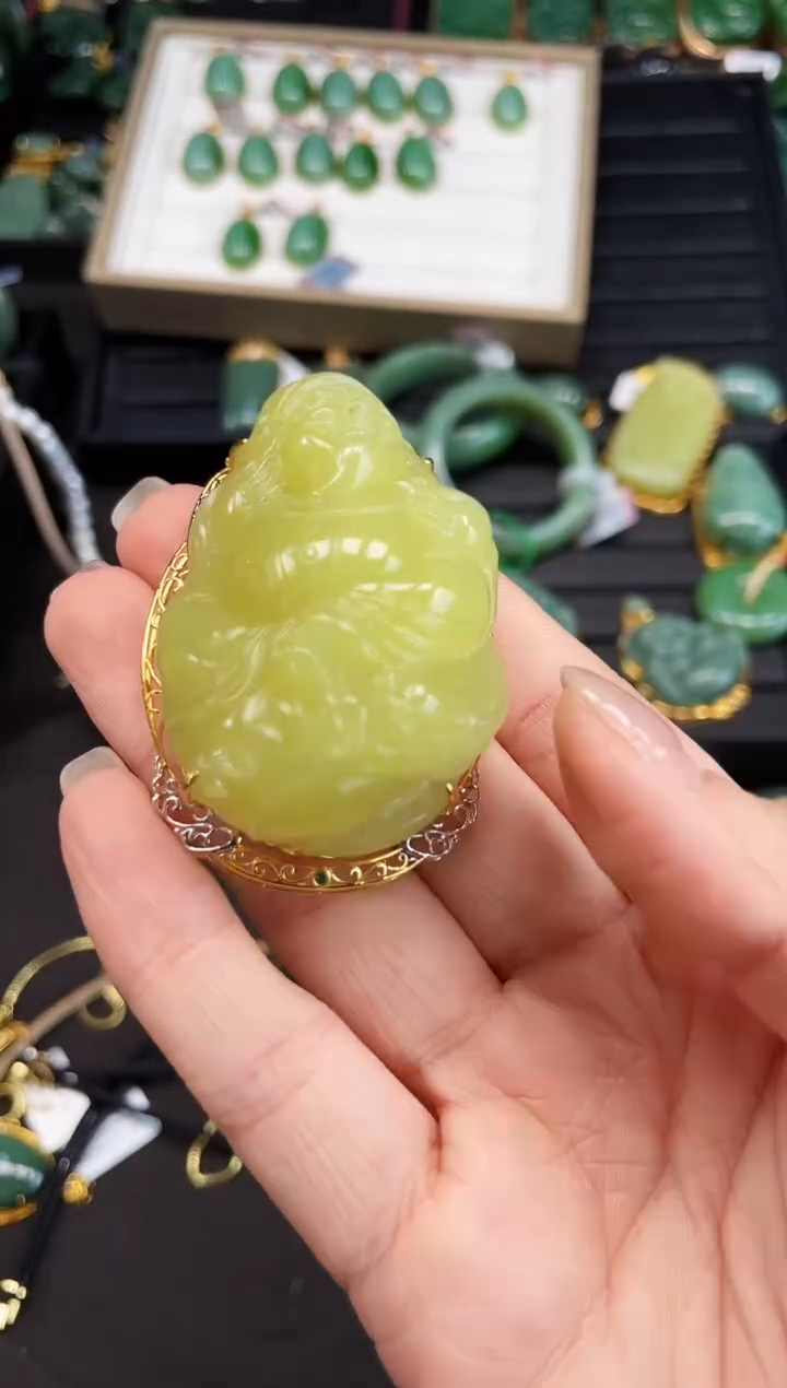 【闪购商品】和田玉吊坠18K金镶嵌多样性发一Z