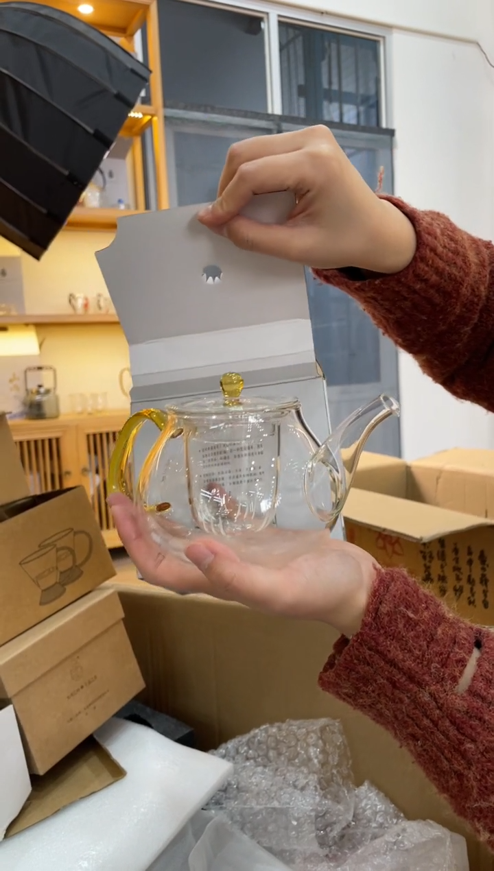 琥珀色把手煮茶壶啊啊