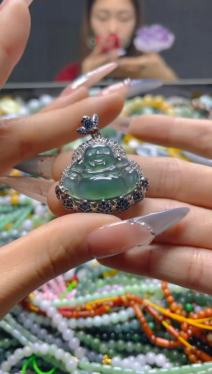 颈饰未镶嵌翡翠/U/翡翠A货，一件也是批发价