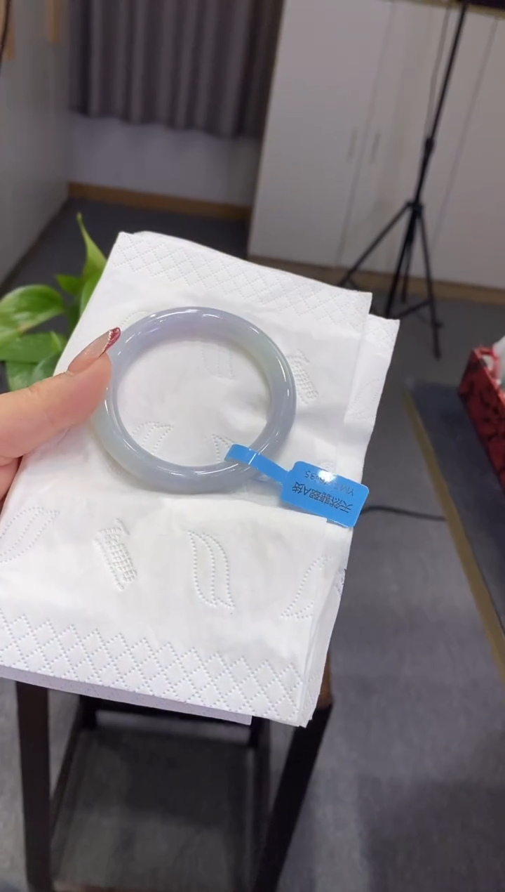 【闪购商品】翡翠手镯未镶嵌00009981