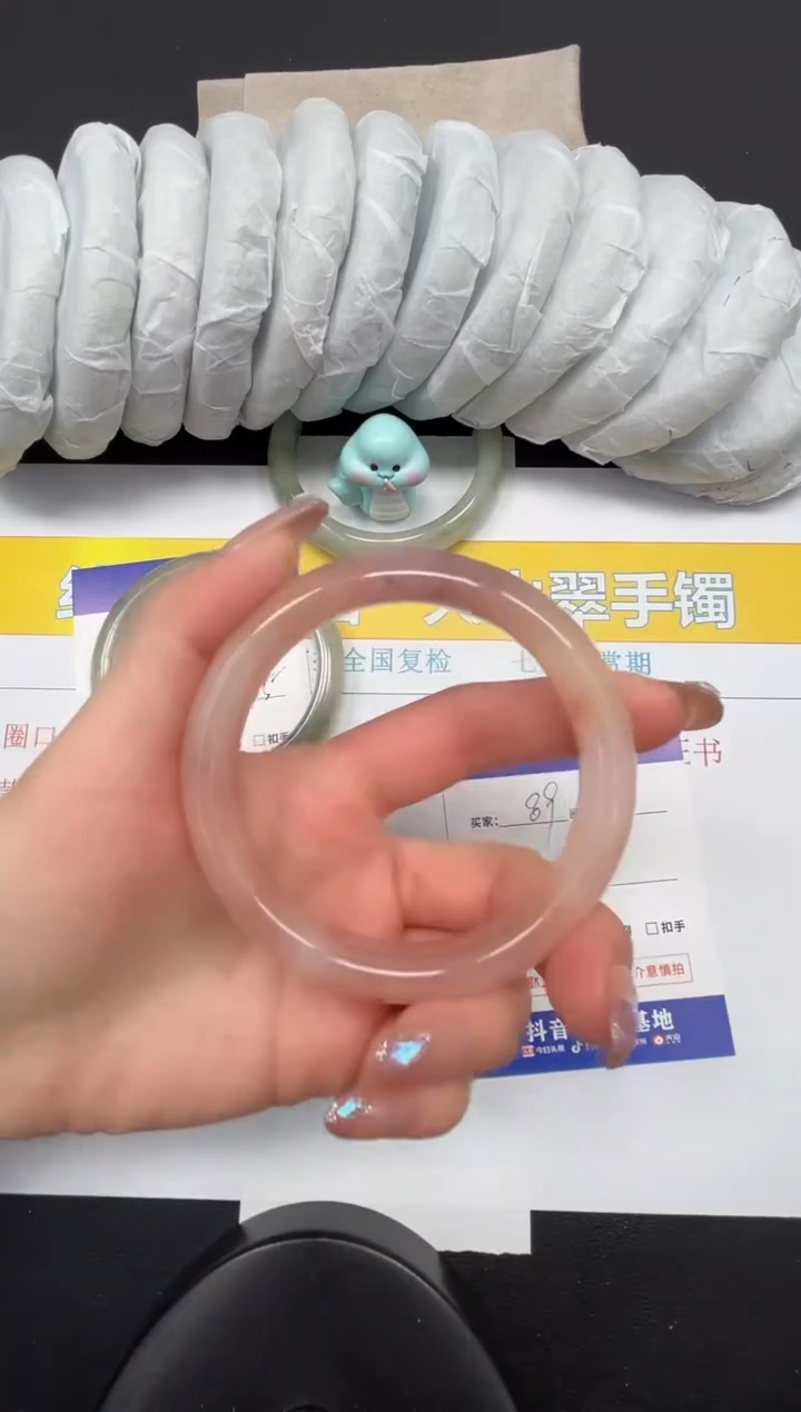 【闪购商品】石英质玉手镯未镶嵌89-60.5