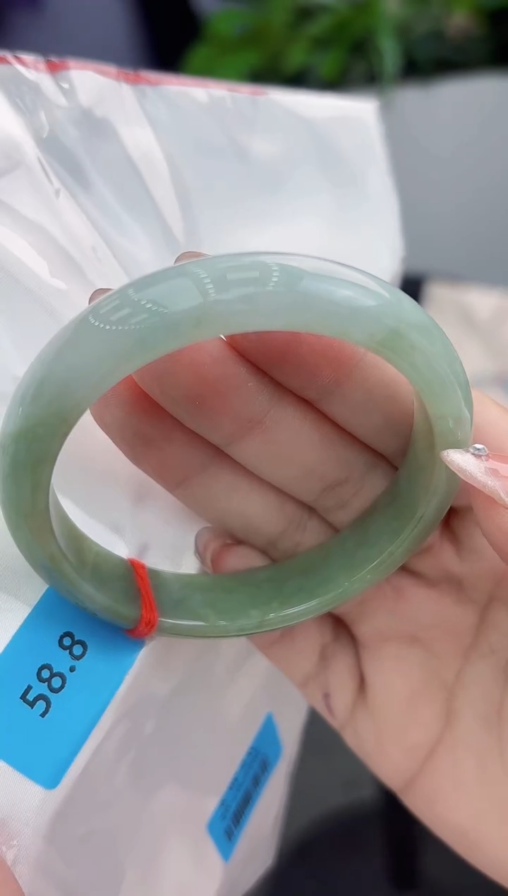 【闪购商品】翡翠手镯未镶嵌翡翠手镯