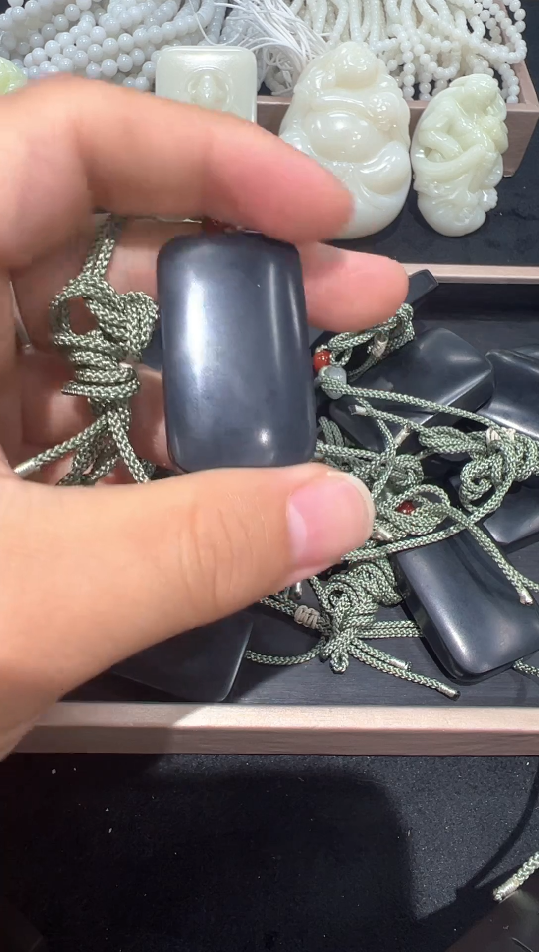 和田玉未镶嵌颈饰玉牌（多样性发货）