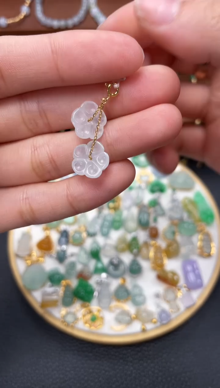 【闪购商品】翡翠吊坠(不含链)18K金镶嵌一个  JK689