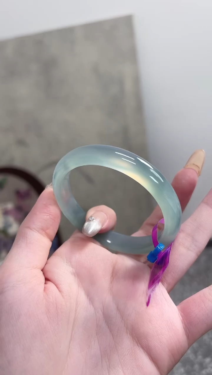 【闪购商品】玛瑙/玉髓手镯未镶嵌53-54圈需要包容