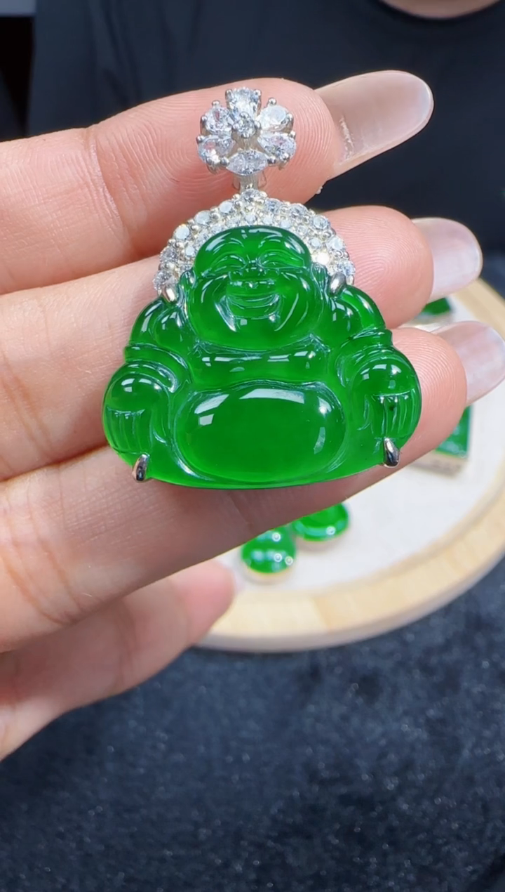 定制翡翠未镶嵌翡翠吊坠108