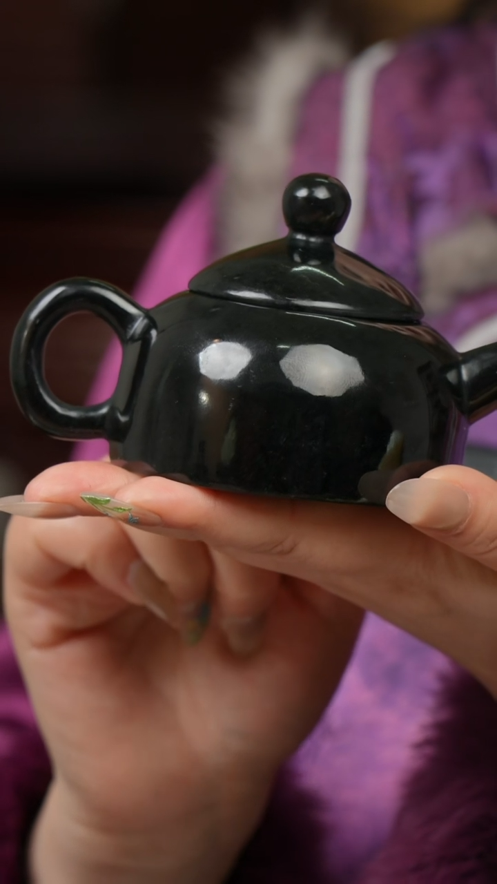 未镶嵌和田玉摆件茶壶