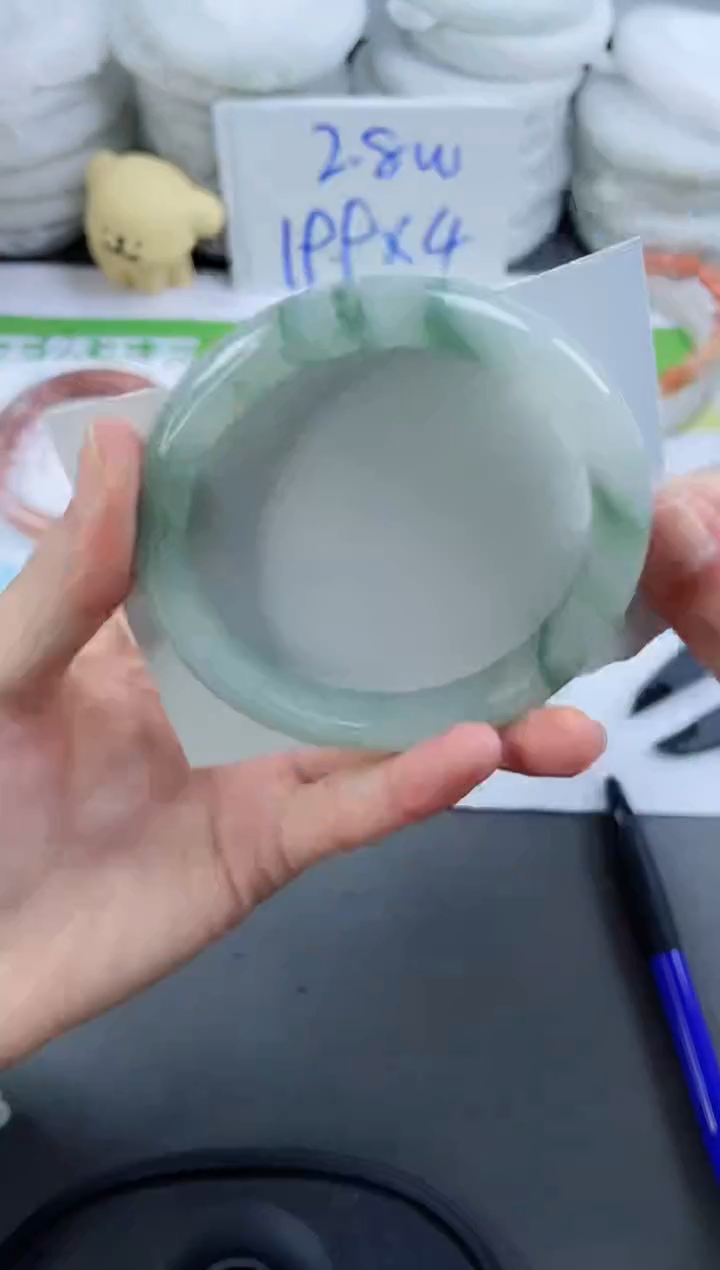 【闪购商品】石英质玉手镯未镶嵌141-63