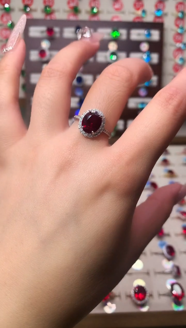 银S925镶嵌戒指红宝石8*10 酒红 银托