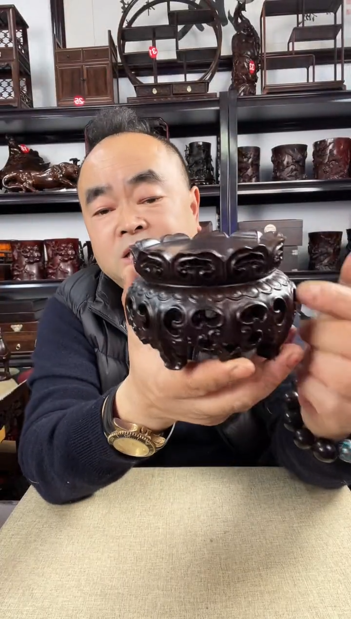 木老李红木工艺品新莲