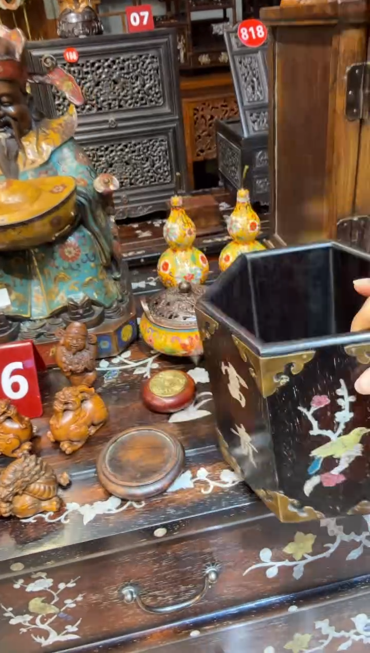 木紫檀花开富贵笔筒180.88888