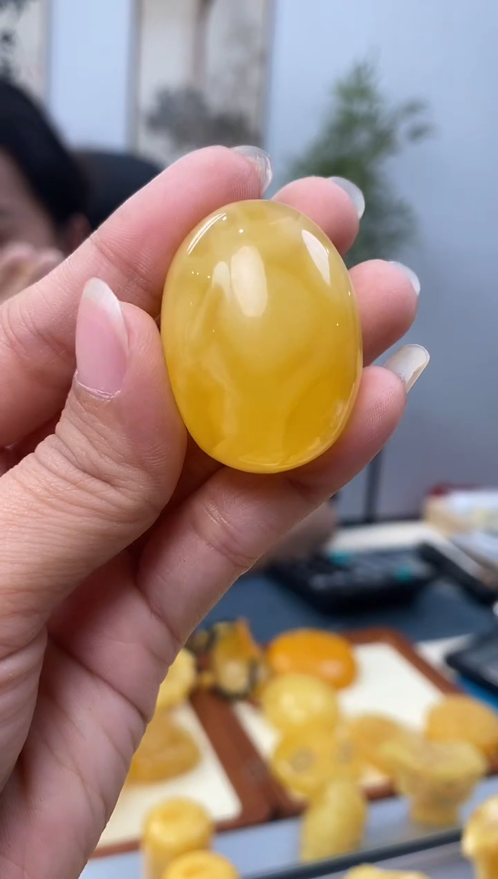 【闪购商品】琥珀裸石未镶嵌天然琥珀蜜蜡桶珠
