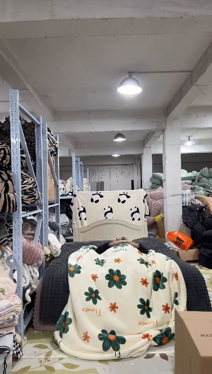 兔毛清货【2*2.3米双层毯】外贸原单毛毯底价清货拼手速