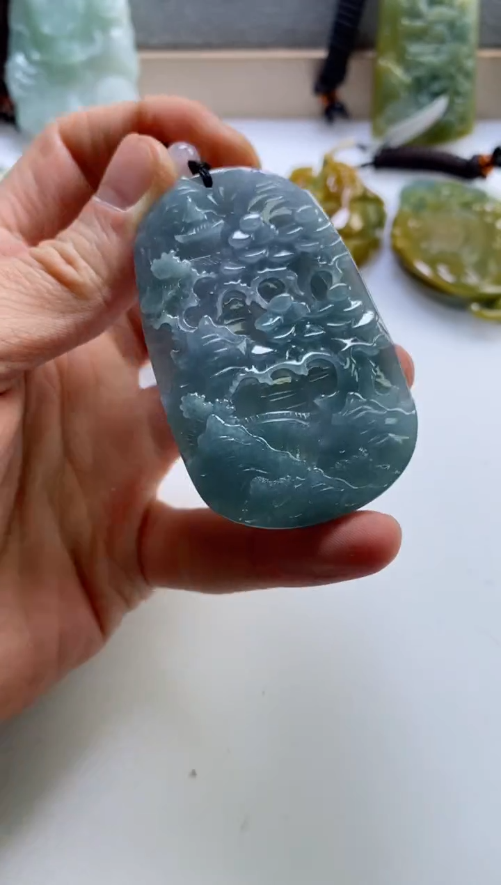 【闪购商品】翡翠挂件未镶嵌           