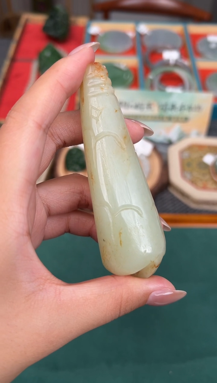 和田玉未镶嵌颈饰吊坠YB