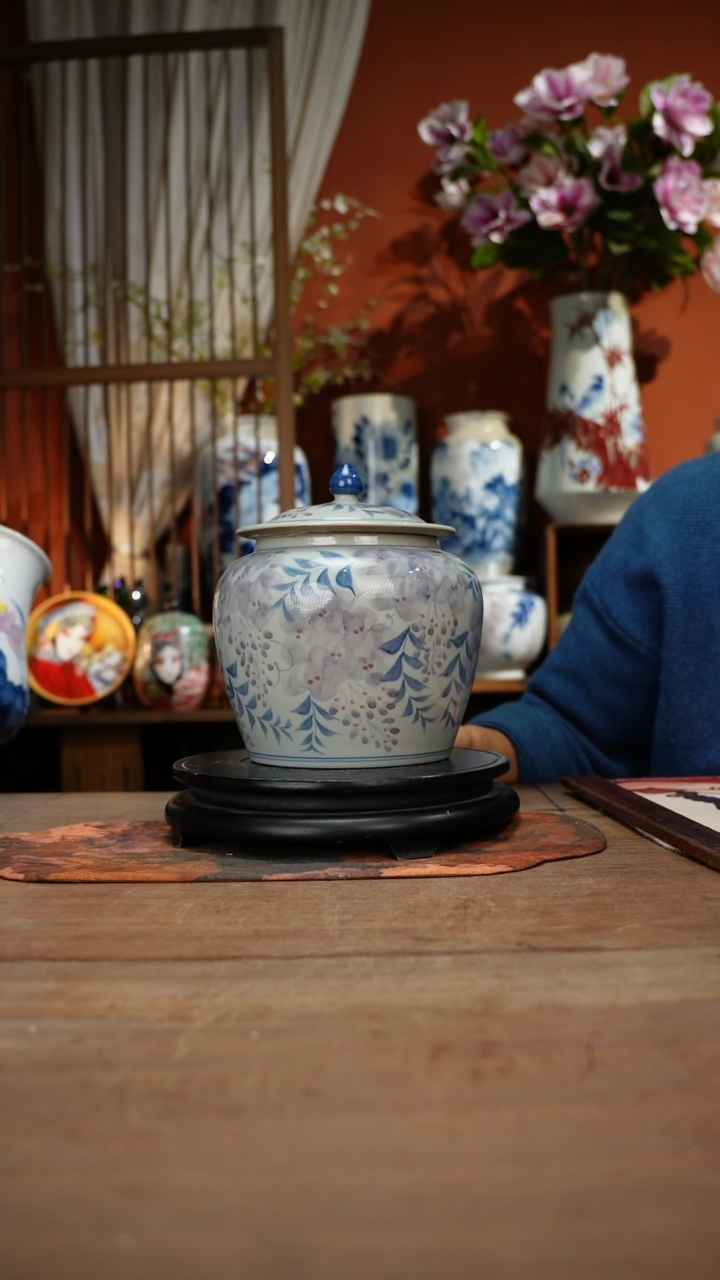 当代高温釉下彩手绘陶瓷餐具