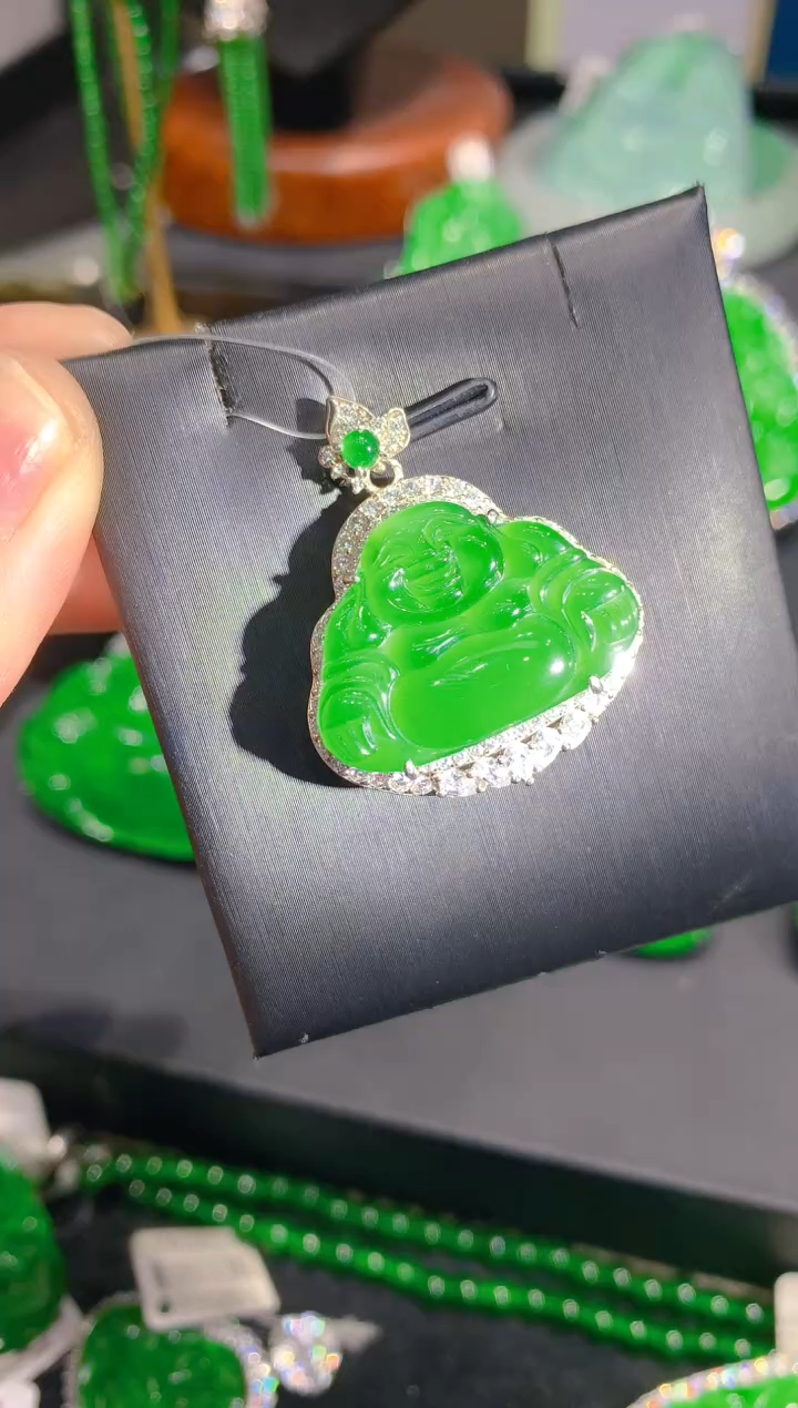 【闪购商品】翡翠颈饰银S925镶嵌36一季