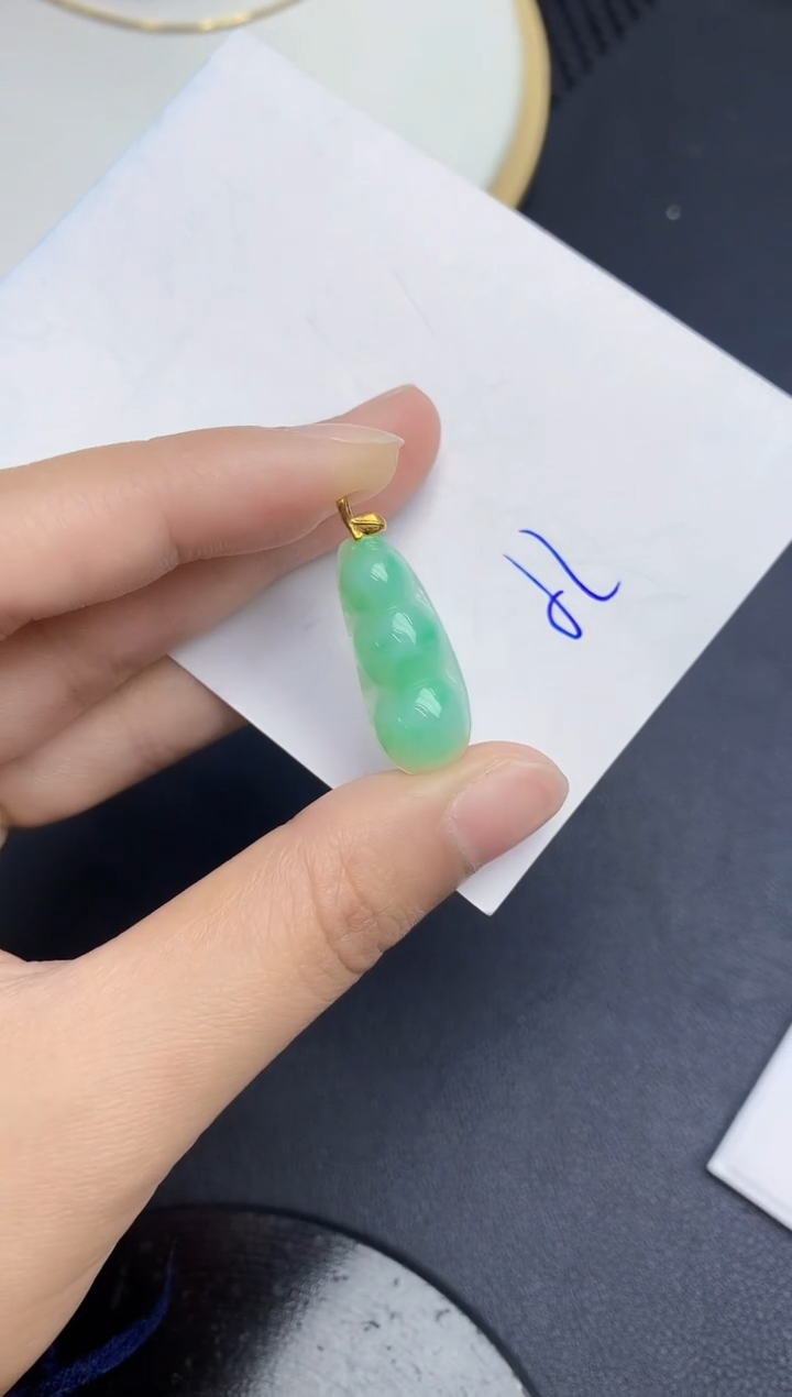 【闪购商品】翡翠颈饰18K金镶嵌000000000