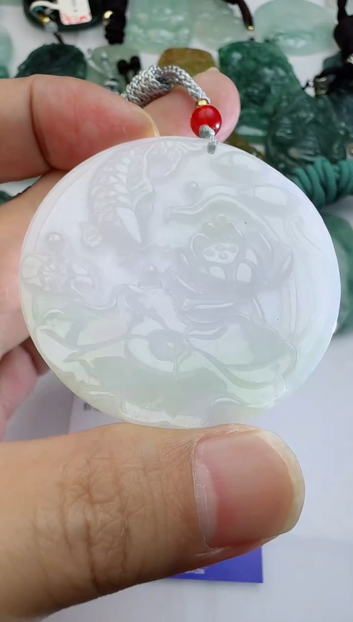 【闪购商品】翡翠颈饰未镶嵌1111111111