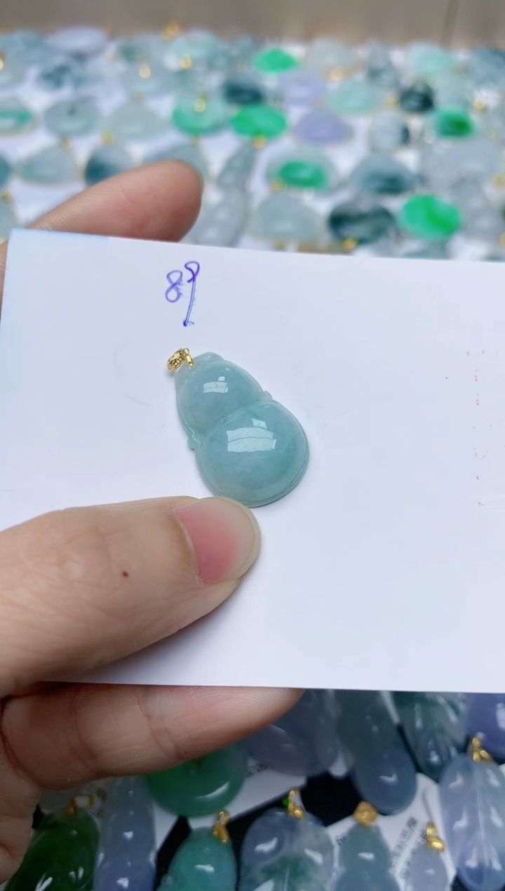 【闪购商品】翡翠颈饰18K金镶嵌天然翡翠A货    89