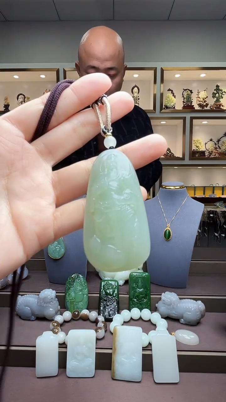 【闪购商品】和田玉颈饰未镶嵌苏