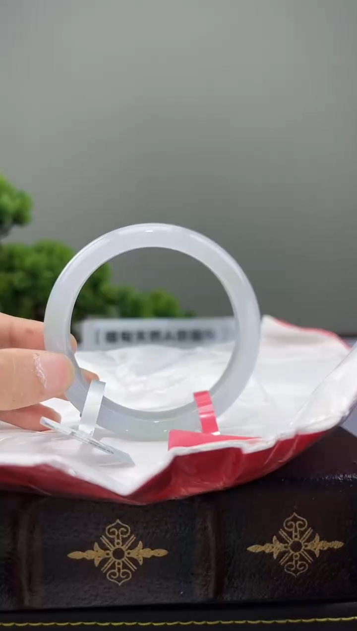 【闪购商品】翡翠手镯未镶嵌手镯10