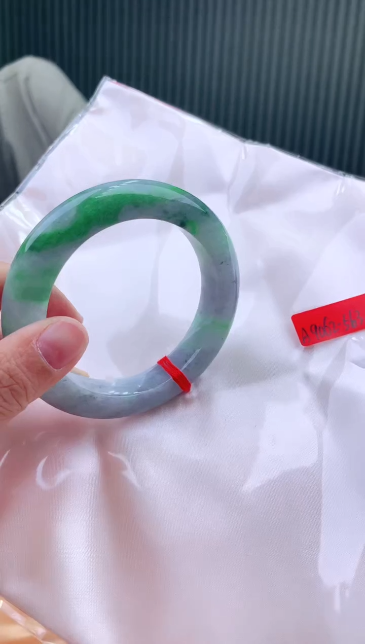 未镶嵌手镯翡翠56