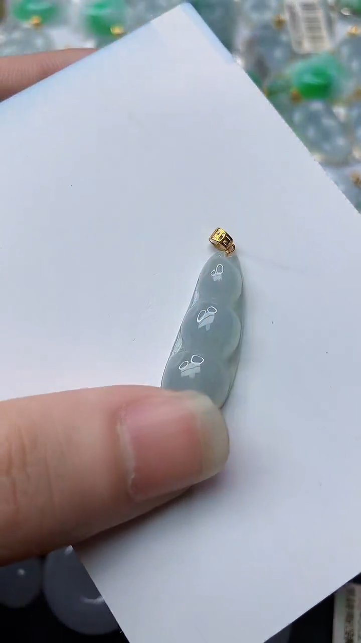 【闪购商品】翡翠颈饰18K金镶嵌93........