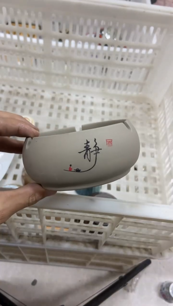 无运费险有瑕疵的摄影的产品有使用过的痕迹有点脏介意勿拍