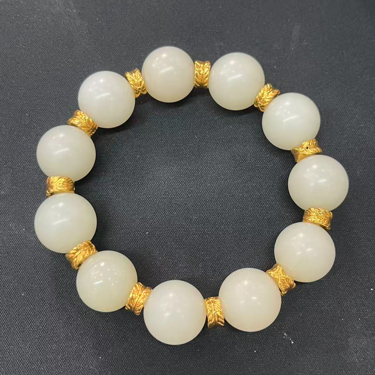 【A01】和田玉手串