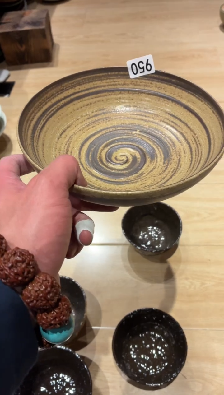 瓷片小*幸950微瑕手刷棕咖锅盘1个