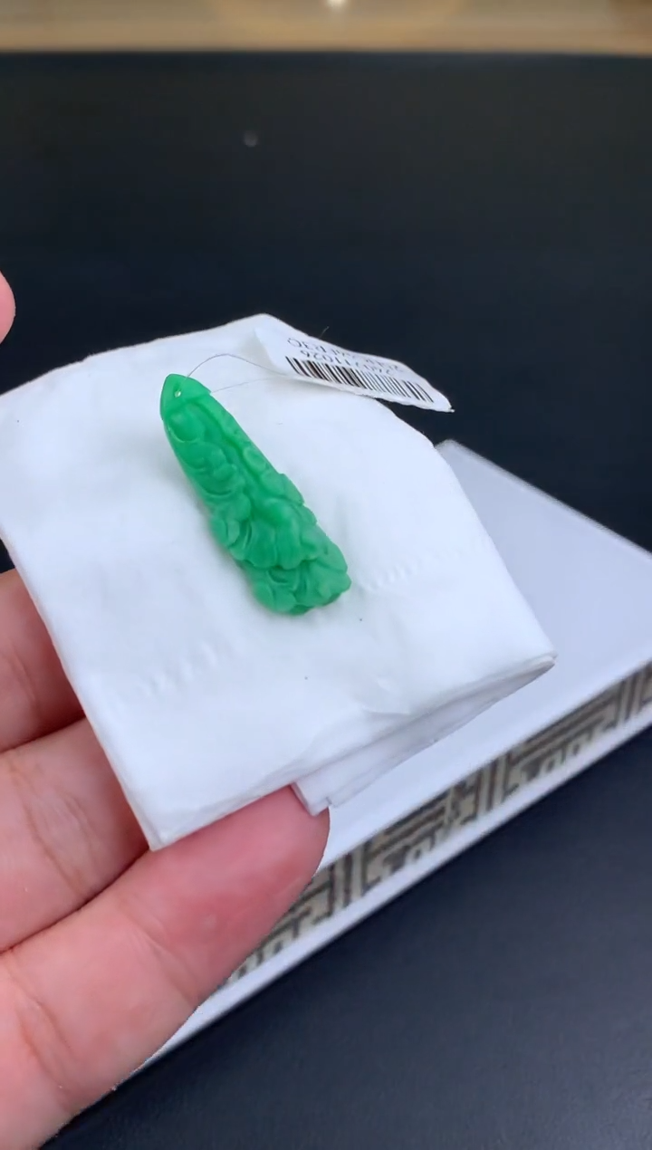 【闪购商品】定制翡翠未镶嵌翡翠