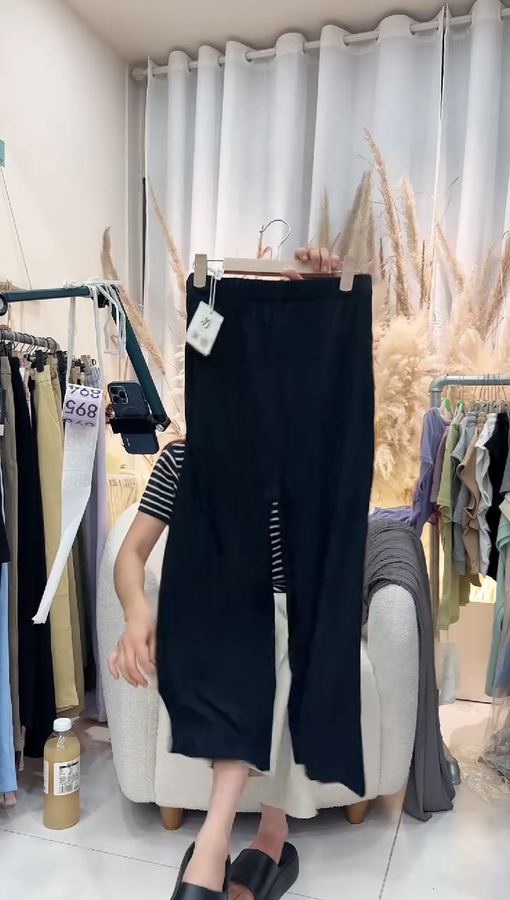 M码东阳市嘉霆服装店个体店