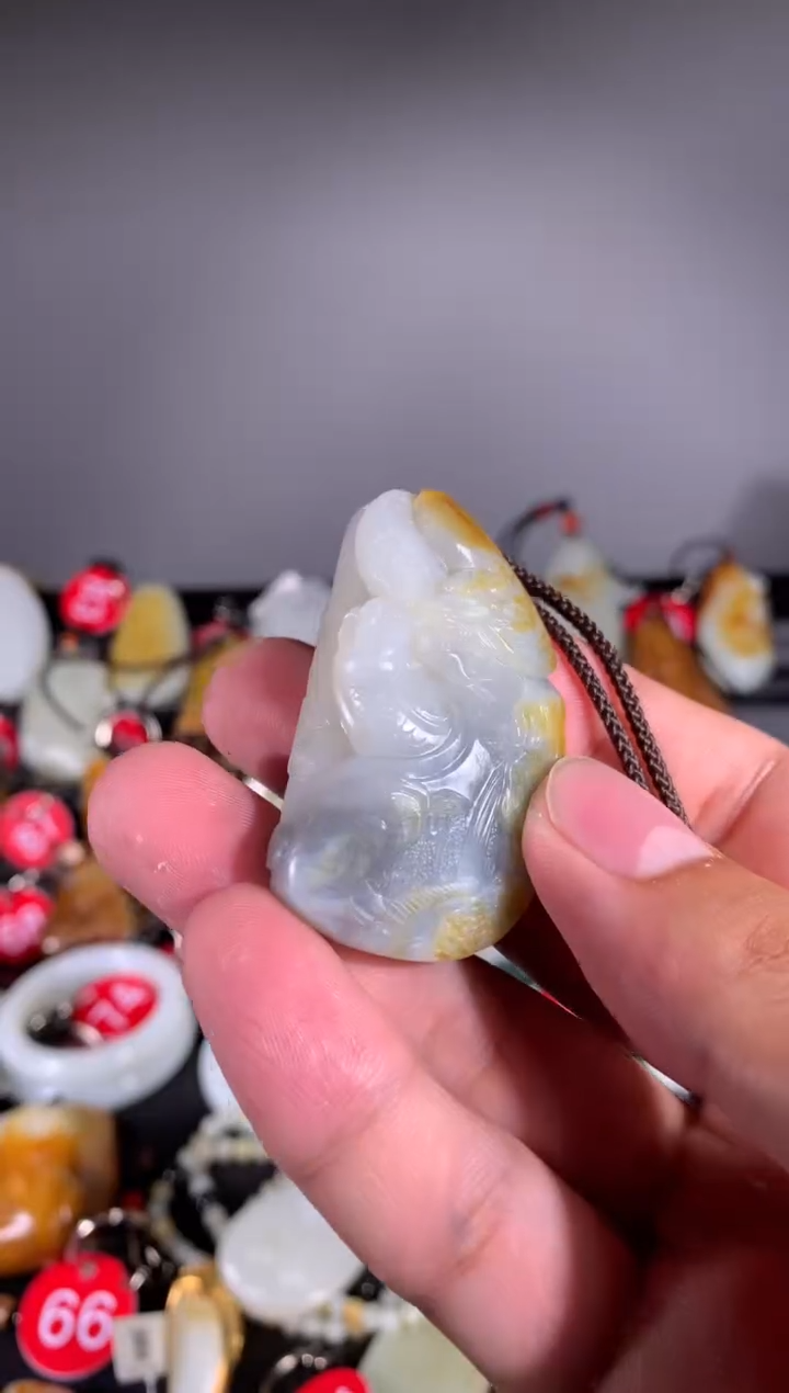 和田玉未镶嵌挂件其他