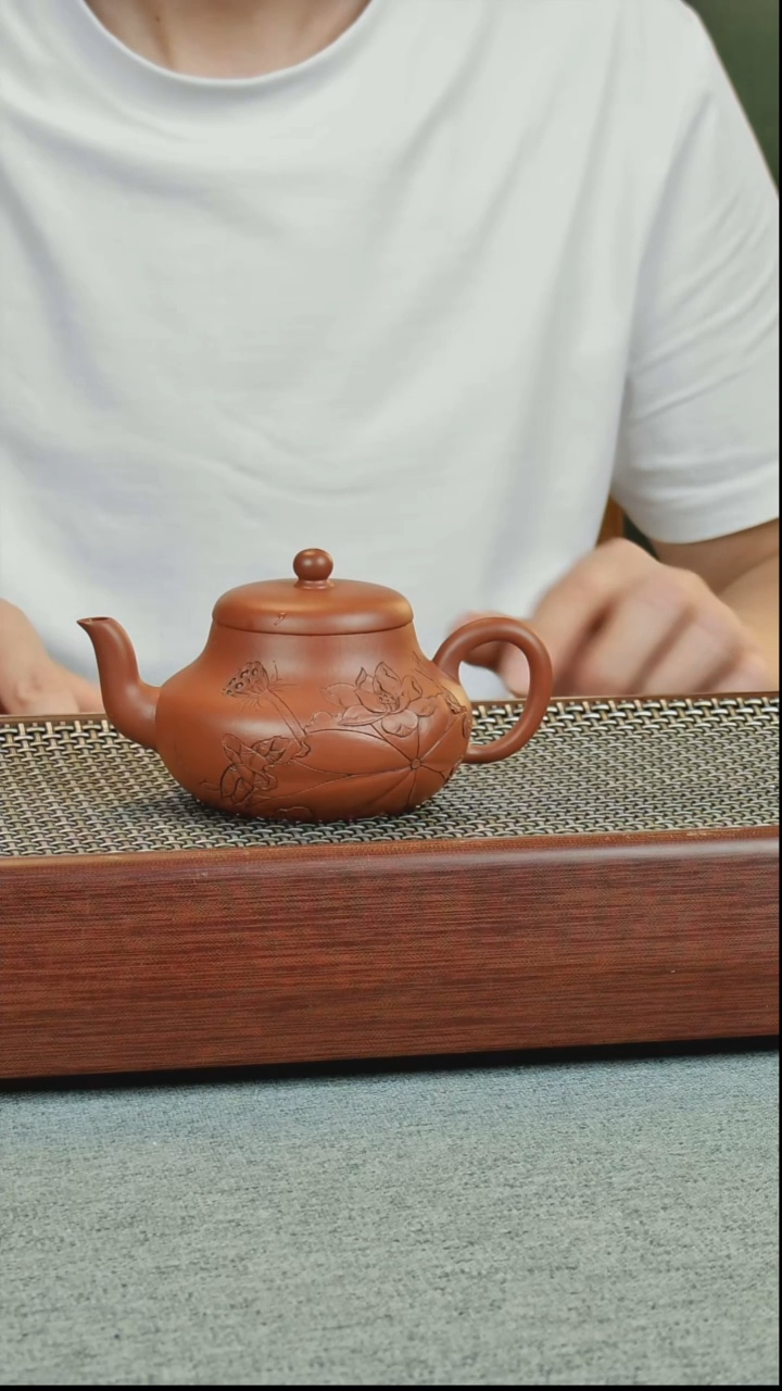 茶壶紫砂雨*君德浮雕赵庄朱泥160cc