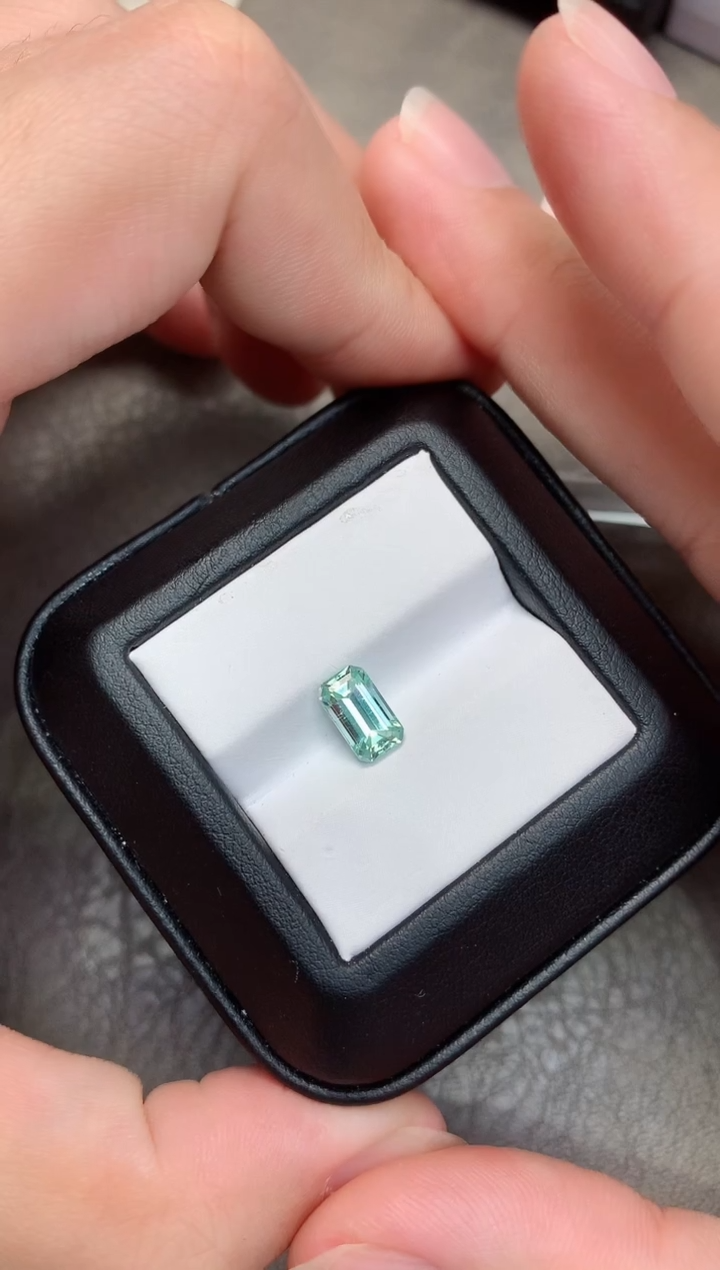 【闪购商品】碧玺裸石未镶嵌1.47ct 八角 JNX