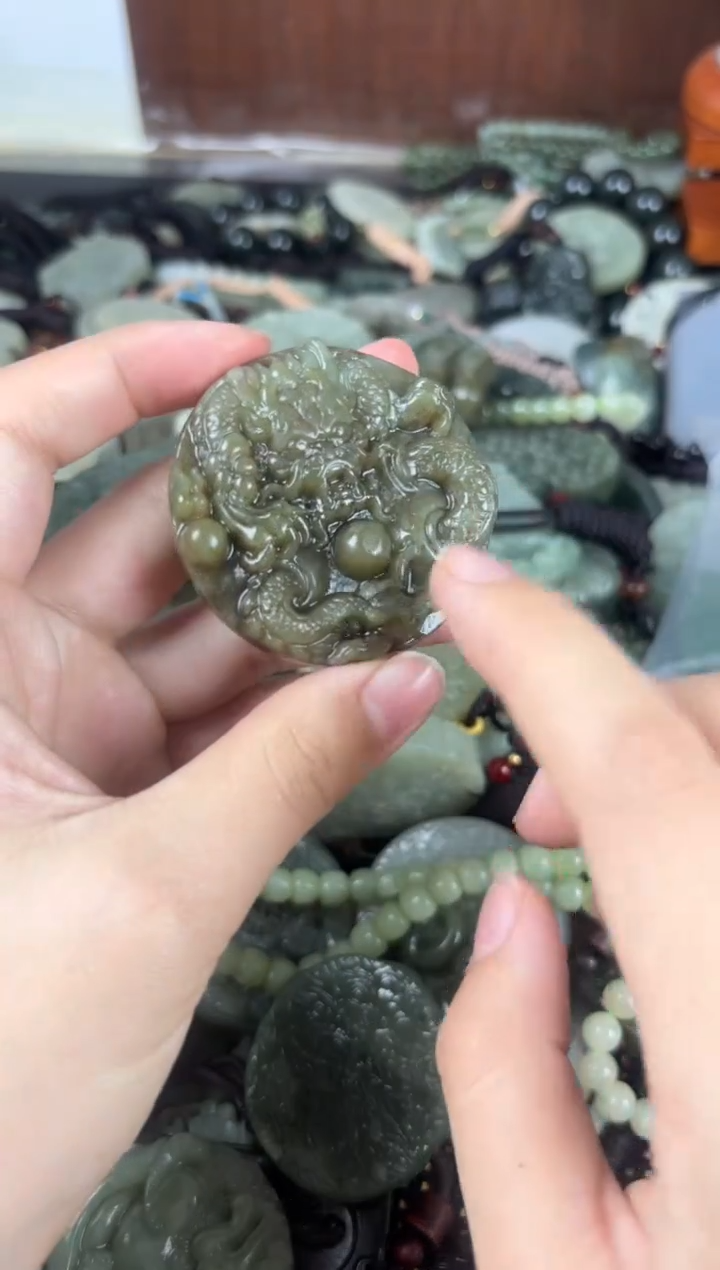 【闪购商品】和田玉颈饰未镶嵌1