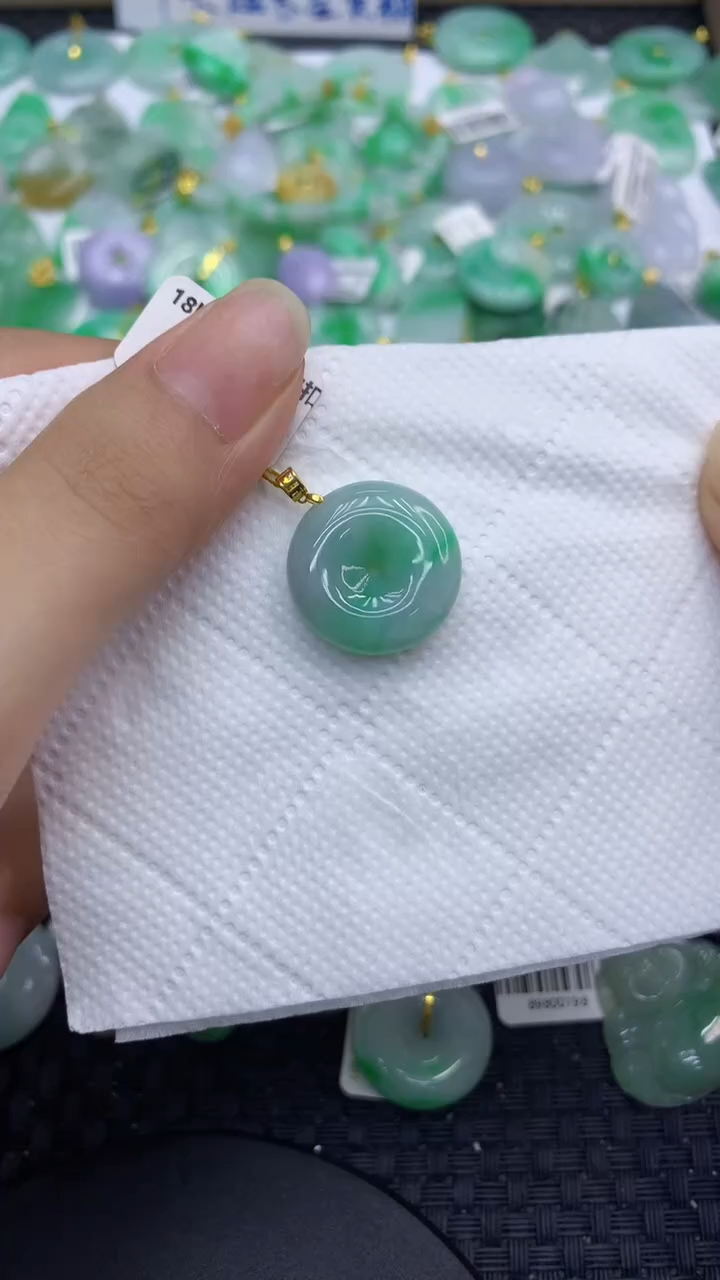 颈饰未镶嵌翡翠天然缅甸A货翡翠