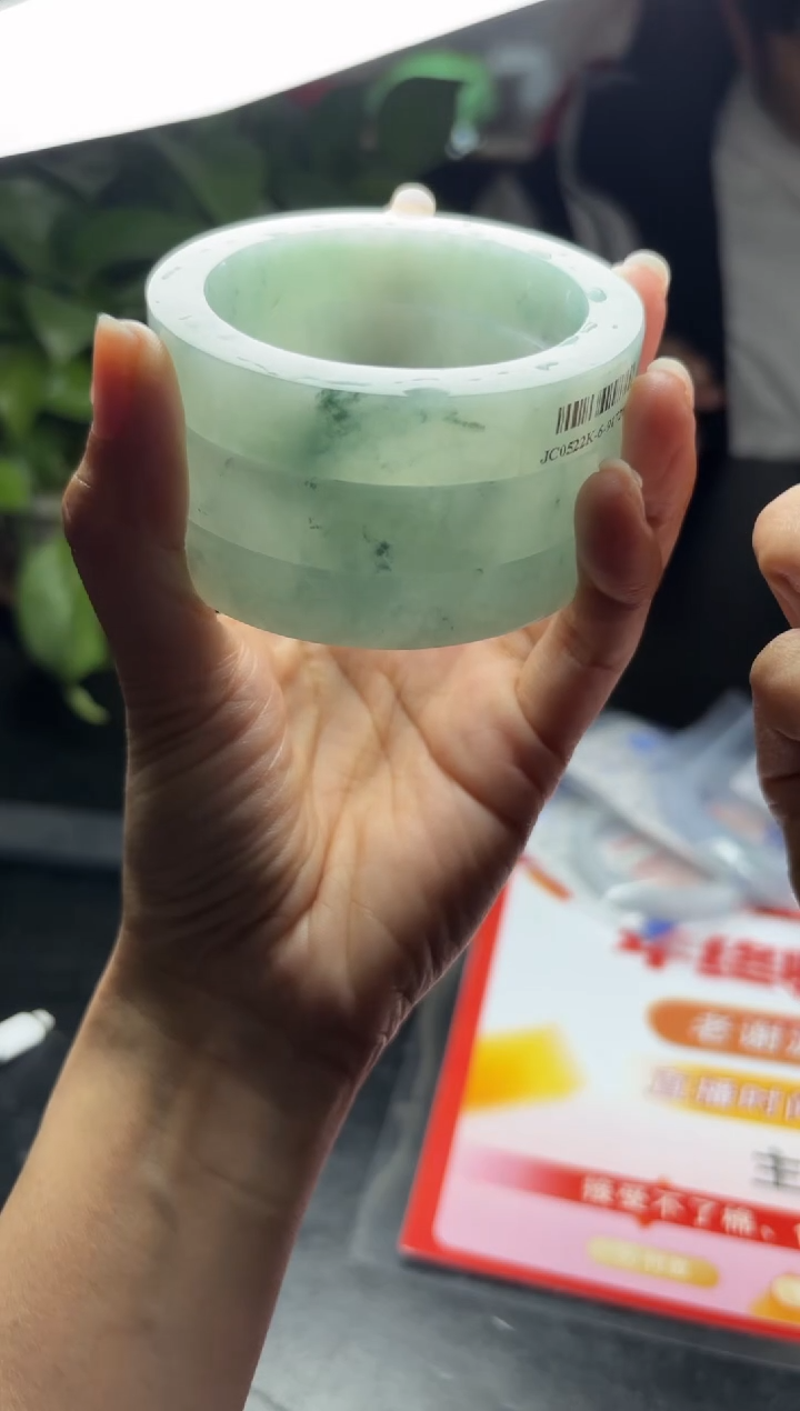 【闪购商品】定制翡翠定制手镯不退不换未镶嵌定制手镯不退不换