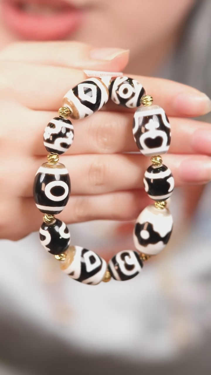 玛瑙/玉髓（覆膜）颈饰未镶嵌传世珠宝