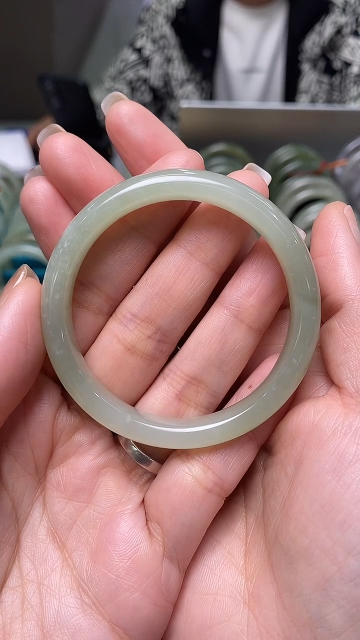 未镶嵌手镯和田玉和田玉青海料手镯51mm