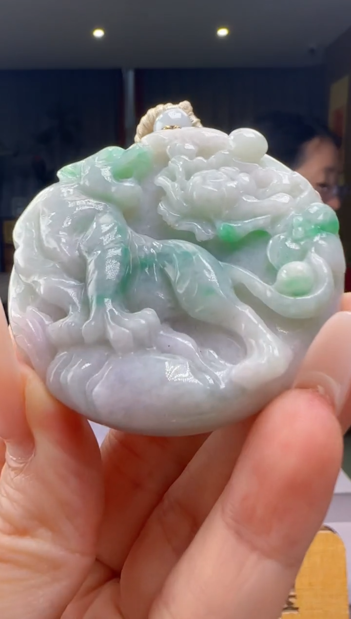 翡翠未镶嵌颈饰YJ@@60B7J11540