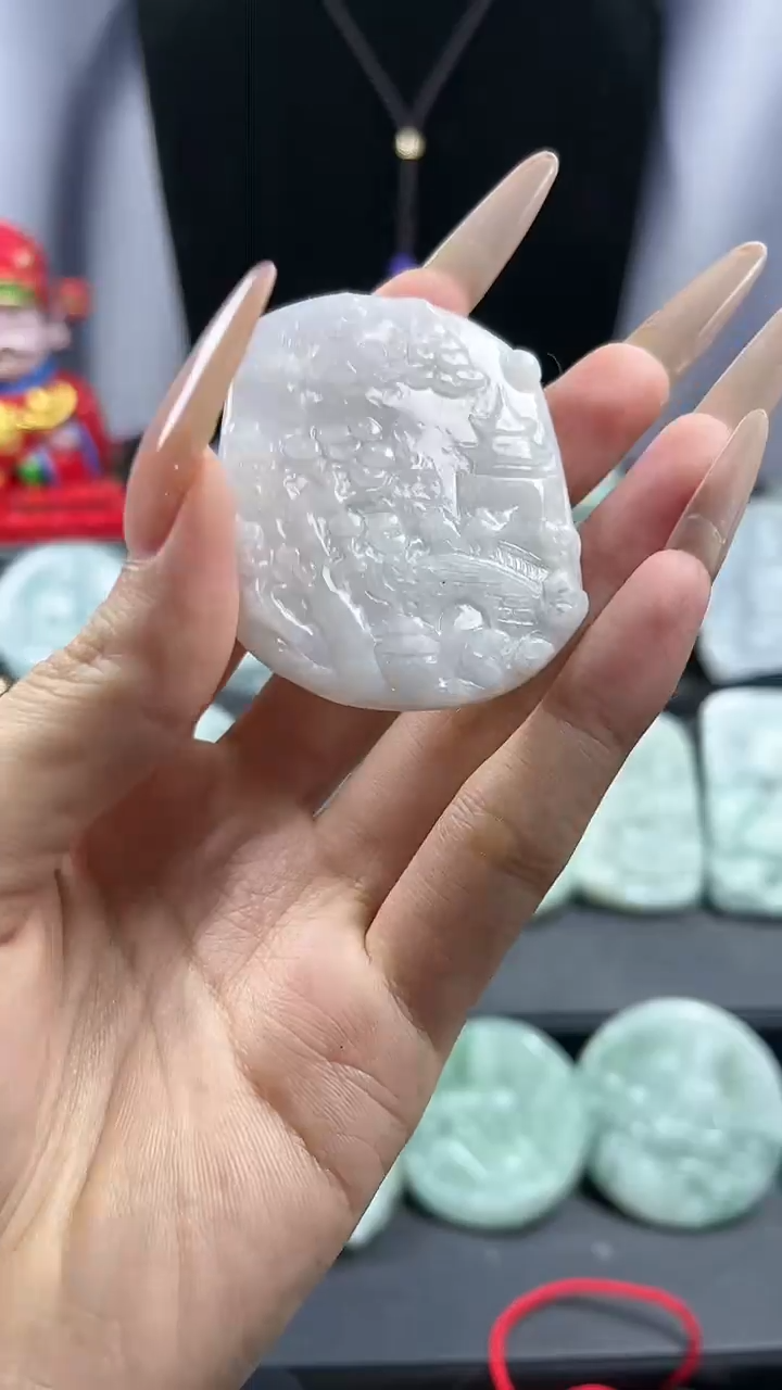 【闪购商品】翡翠颈饰未镶嵌山水牌