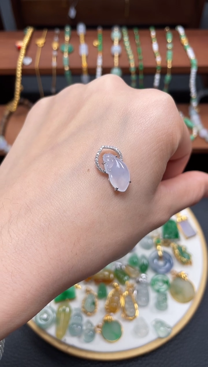 【闪购商品】翡翠吊坠(不含链)18K金镶嵌一个  JK483