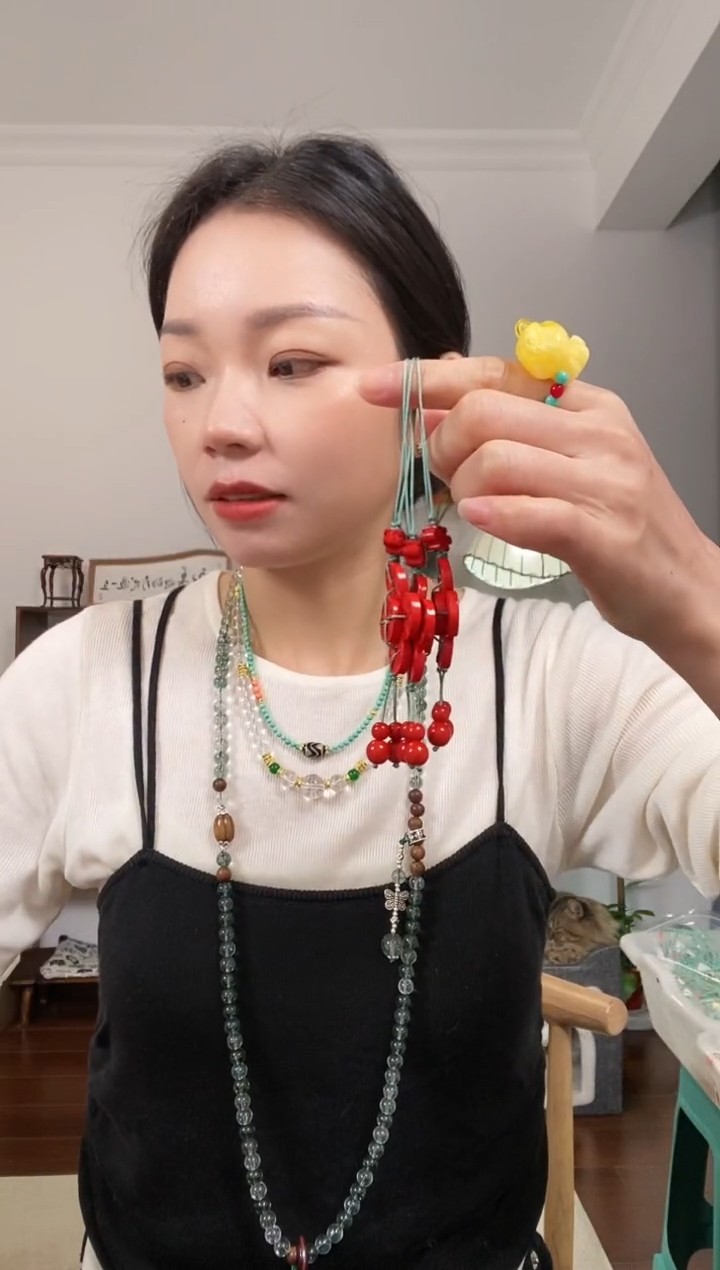 【闪购商品】琥珀颈饰未镶嵌A539AAAAA