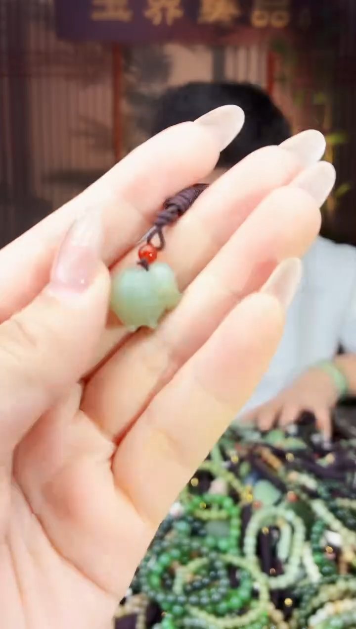 颈饰未镶嵌和田玉多样性发货拍一发一