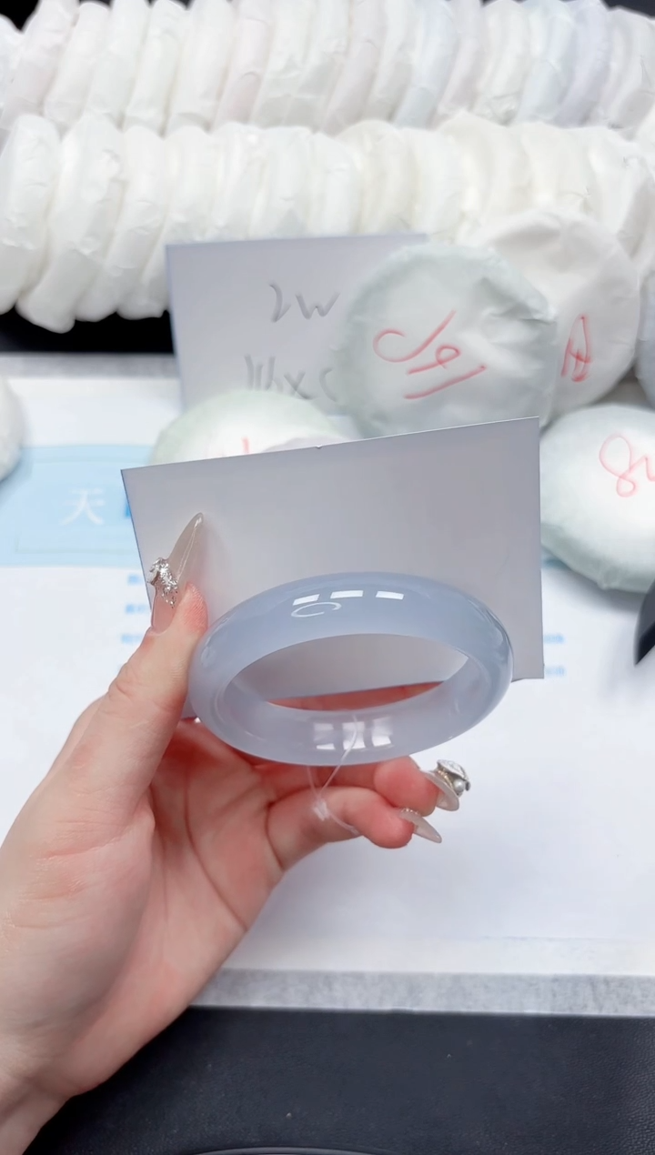 石英质玉手镯未镶嵌281-56