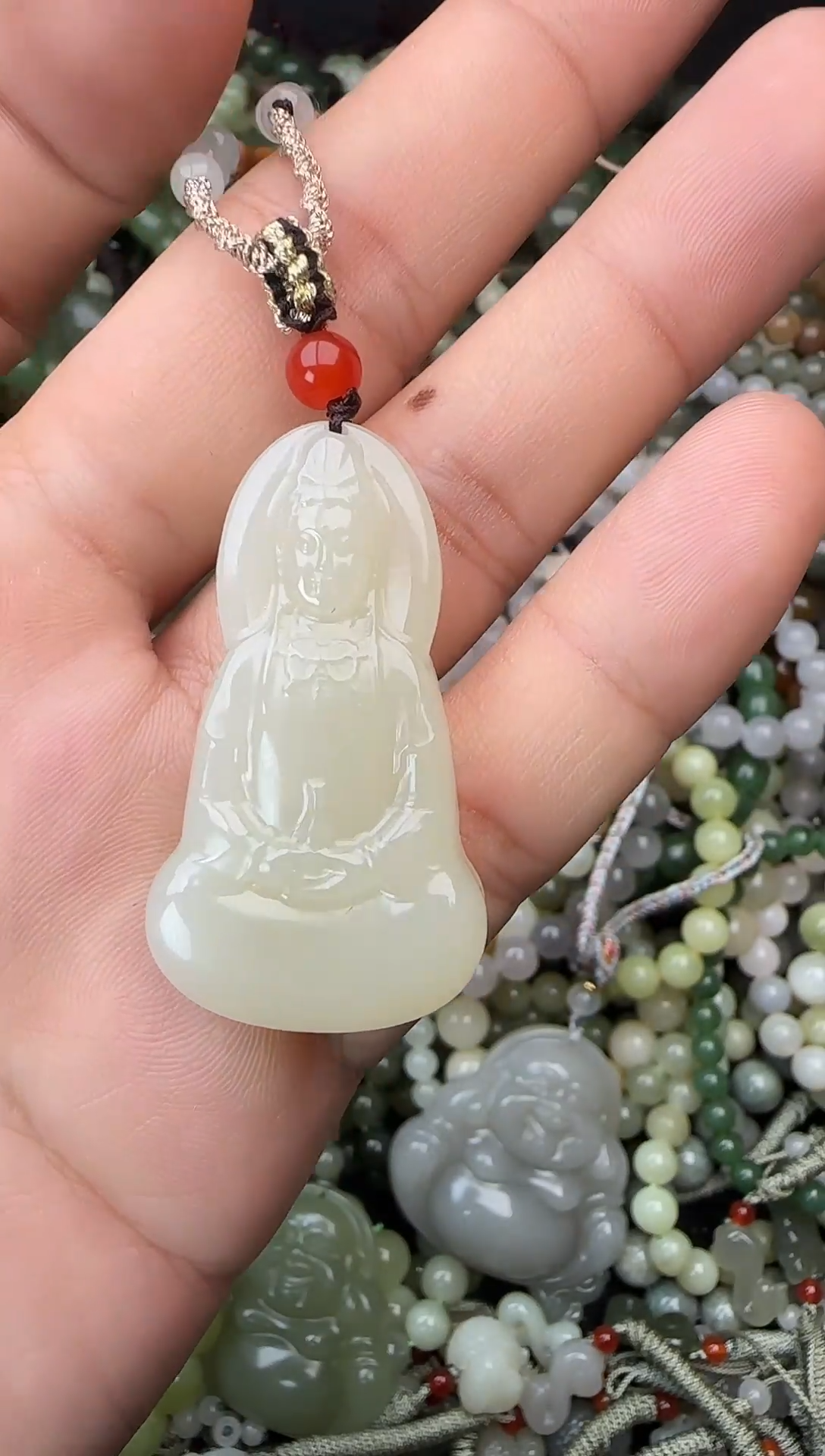 颈饰未镶嵌和田玉拍一发一